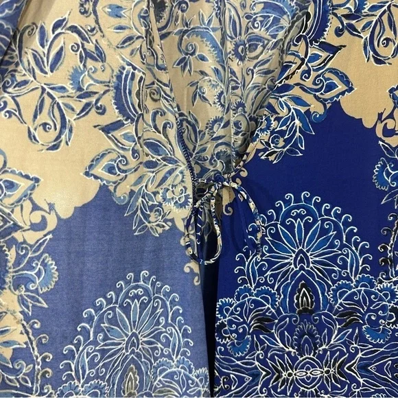 BCBGMaxAzria Adele Printed Royal Blue Roll Tab Wrap Dress - Picture 3 of 8